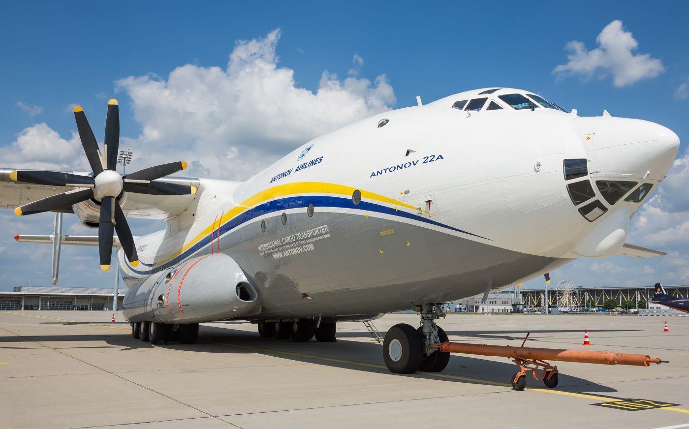 俄国最大的军用运输机是什么,俄罗斯最大军用运输机多大