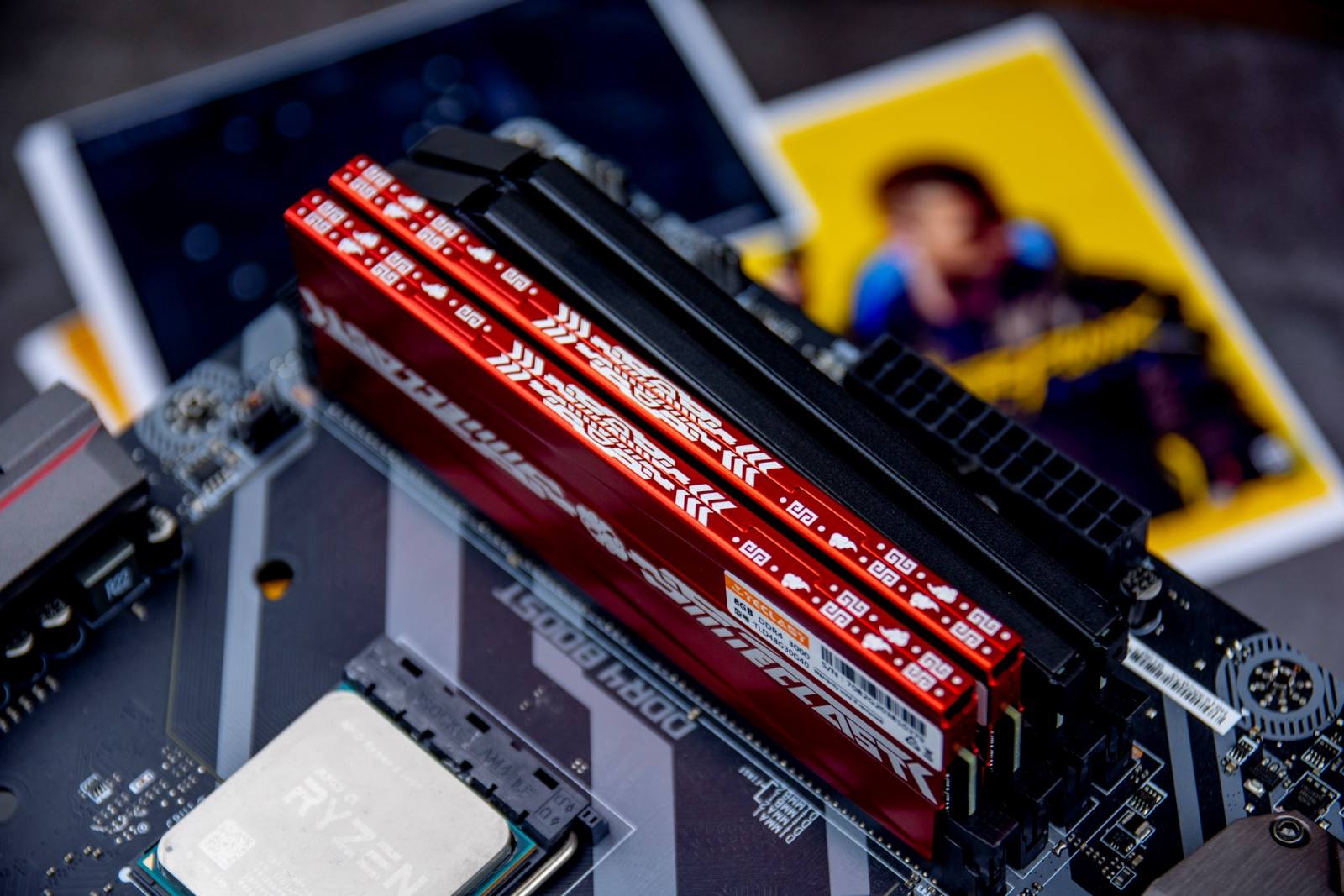 左手腾龙右手太极，马甲下都是国产芯片，两套好看好用的内存评测