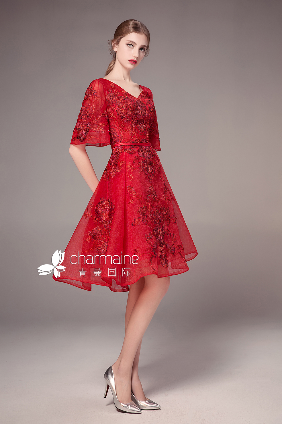 金色敬酒服新娘造型,中式敬酒服新娘礼服金色高级感