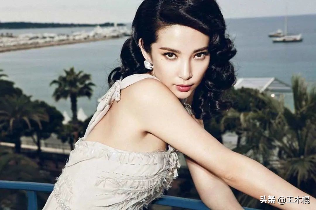 年过四十还未婚的十位大陆女明星,离异后至今还单身10位漂亮女明星