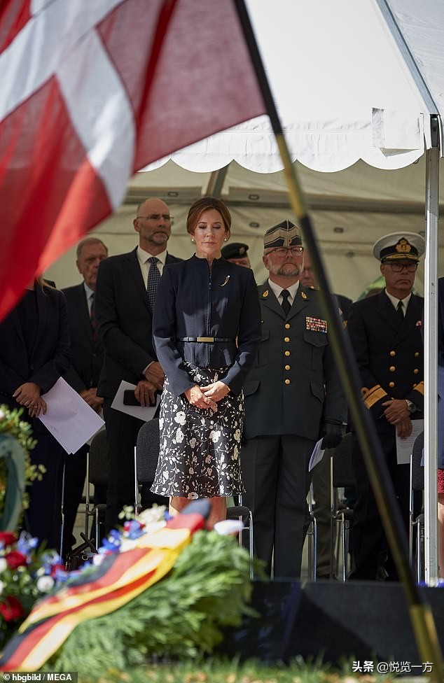 丹麦玛丽王妃穿搭图,丹麦玛格丽特女王穿搭