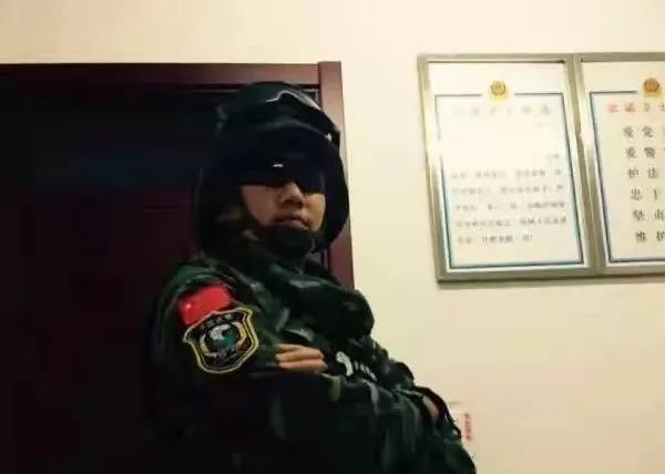 八一建军节致敬子弟兵,八一建军节向同志致敬