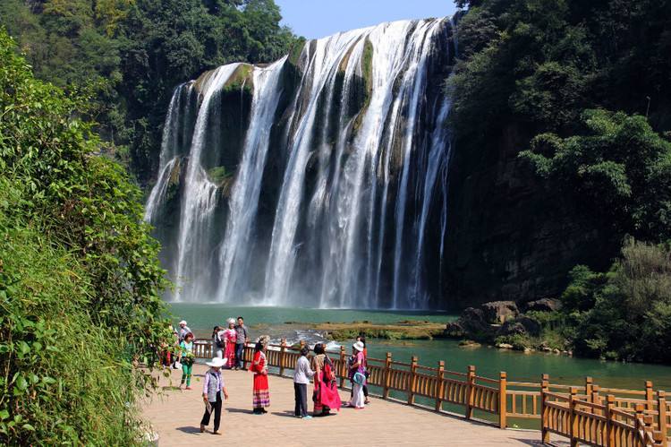 成都到黄果树瀑布自驾游最佳路线,贵州黄果树瀑布自驾游旅游攻略