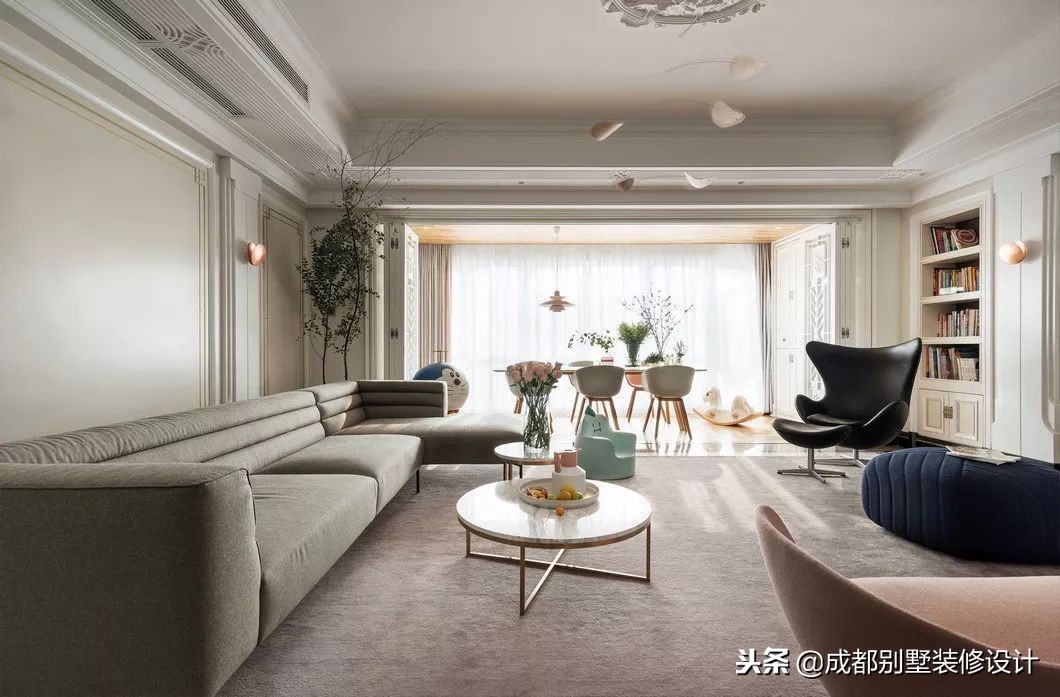 220㎡空中大平层，清新法式设计，家，就得有个精致范儿！