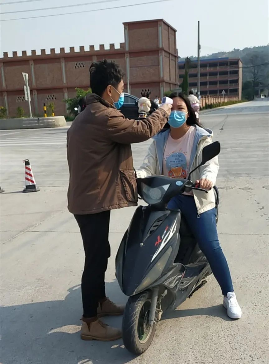 检察干警战疫,战疫一线检察干警冲在前