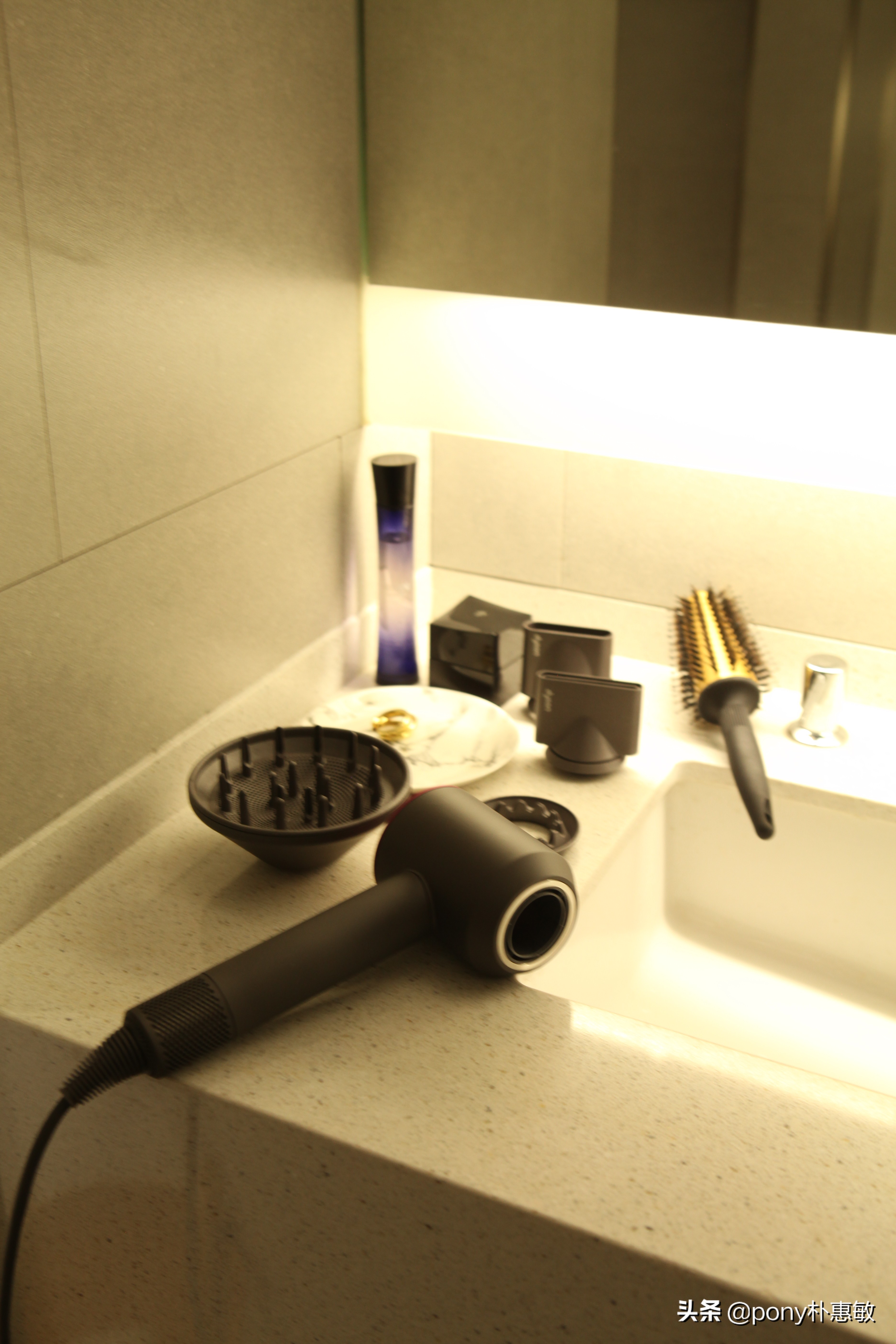 看潮流穿搭博主,瞧瞧时尚博主的个性穿搭