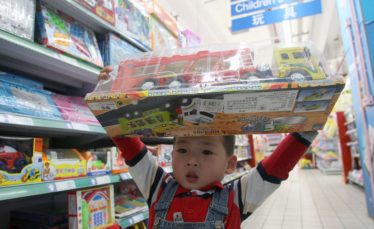 孩子撒泼哭闹家长如何正面管教,孩子撒泼耍赖家长怎么办