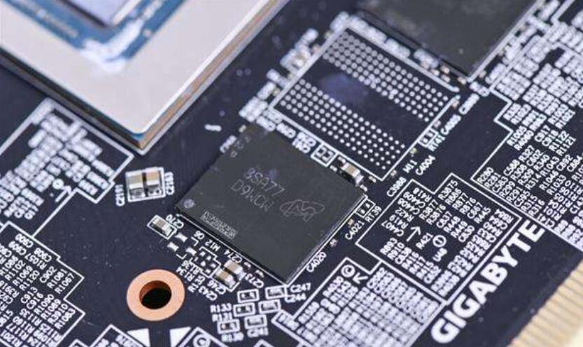 怎样看显卡的显存容量,显卡显存容量能减轻内存的负担吗