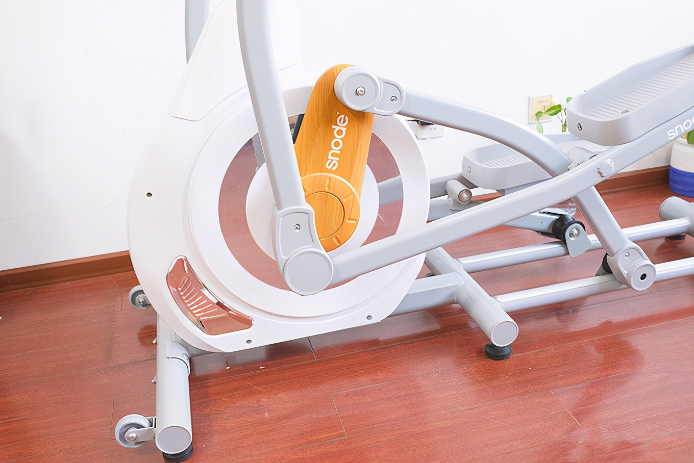 磁控椭圆机家用,磁控飞轮椭圆机