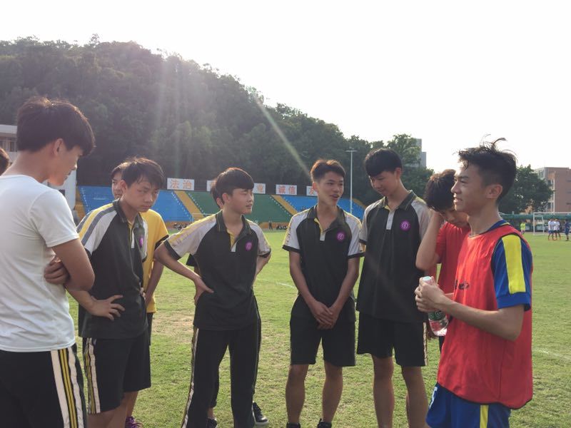 鏍″洯瓒崇悆鍐宠禌閬楁喚璐ュ寳,瓒崇悆椋庝簯涓轰粈涔堟病鍐宠禌