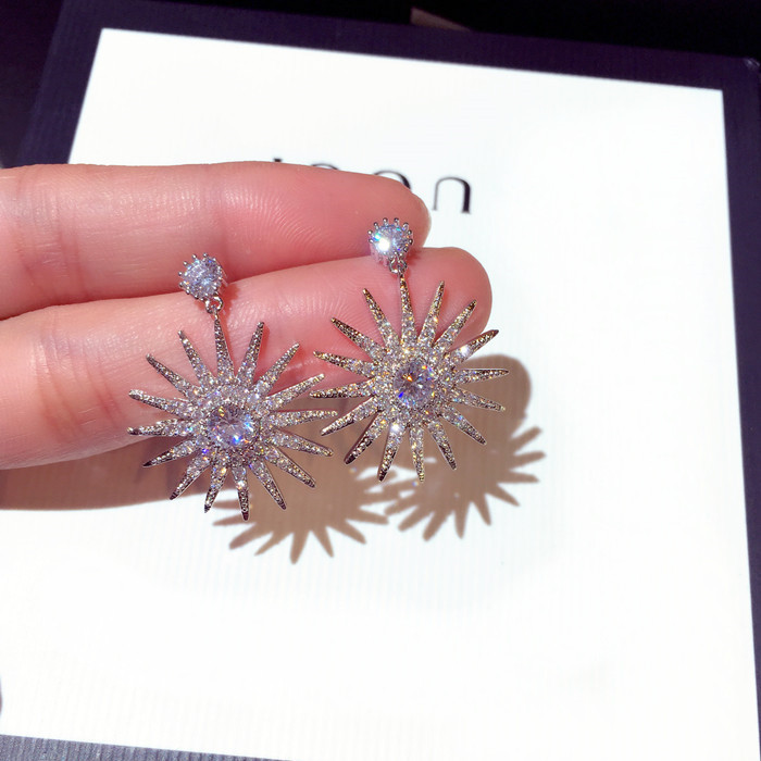 耳饰新款耳环时尚潮流,推荐女生的法式复古耳环