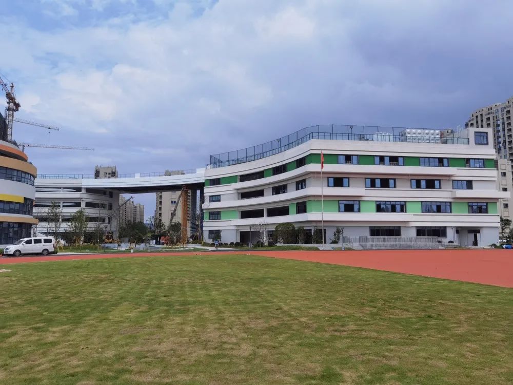 龙湾知名小学分校,投资3亿元的小学