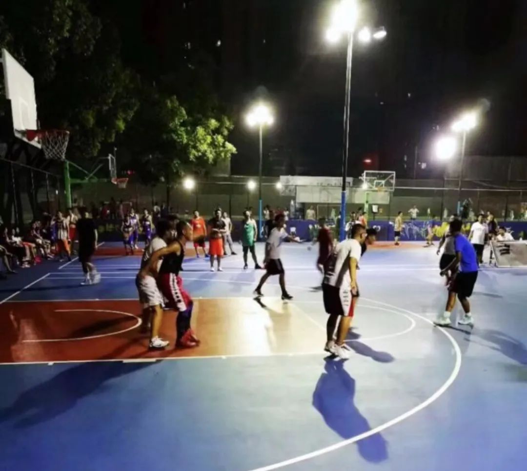 灯光球场地址,全球顶级灯光球场