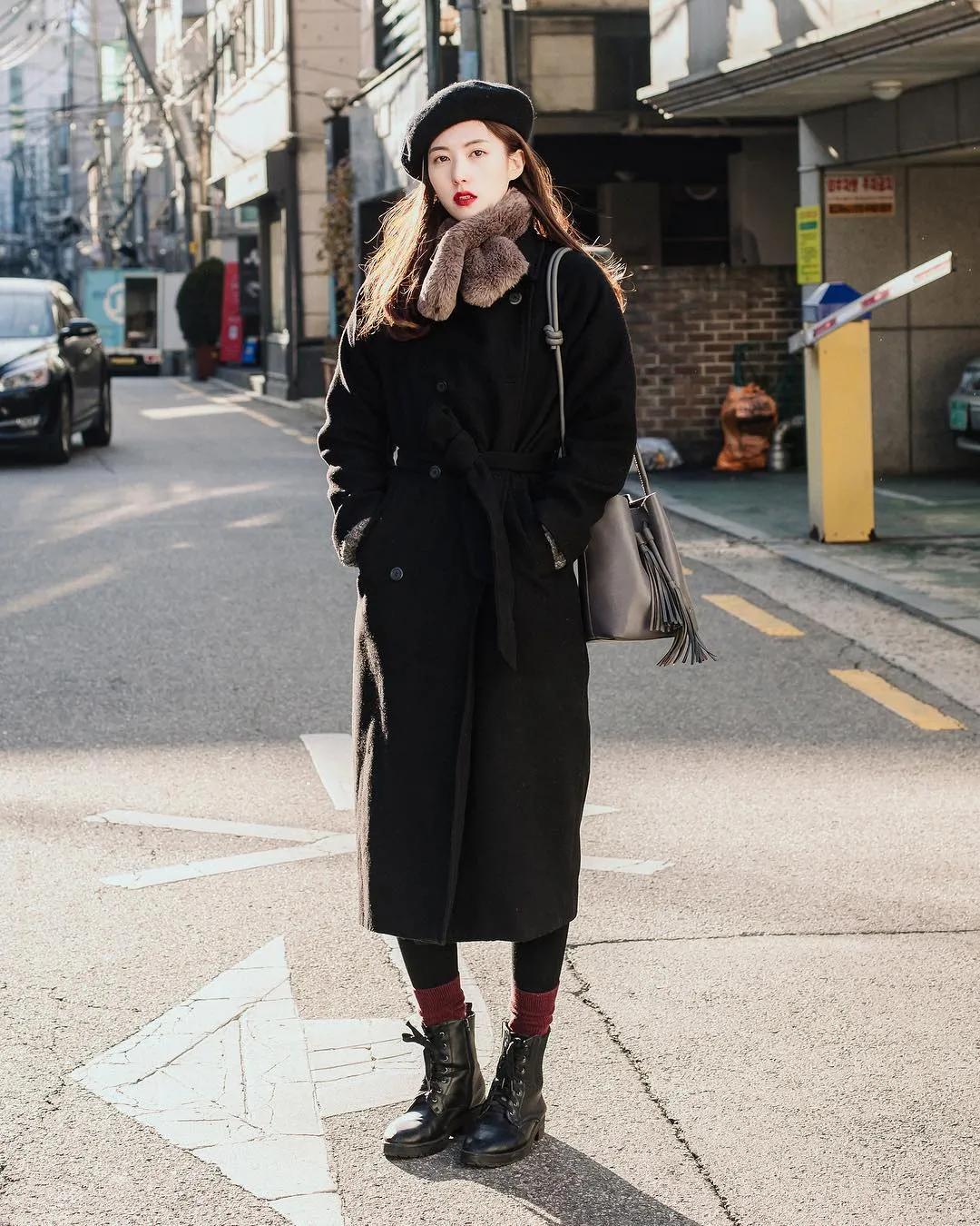 大冬天别露脚踝今年流行怎么穿,秋冬不要再露脚踝了