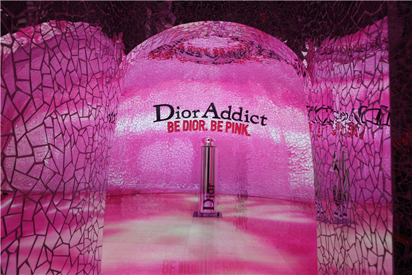 被吹爆的化妆品,迪奥dior粉唇妆