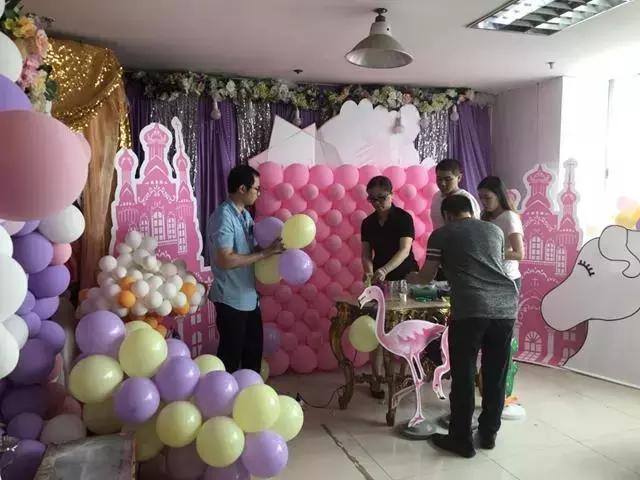 生日气球装饰场景布置,最简单的墙上气球装饰