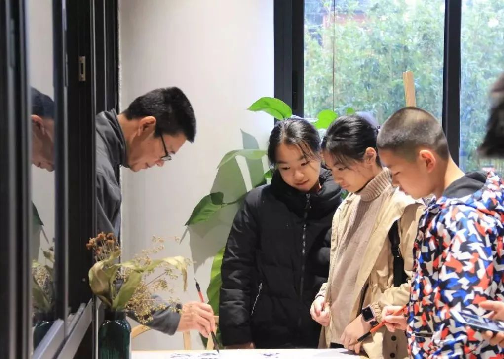 智慧课堂学生展示活动操作,智慧课堂主题观摩