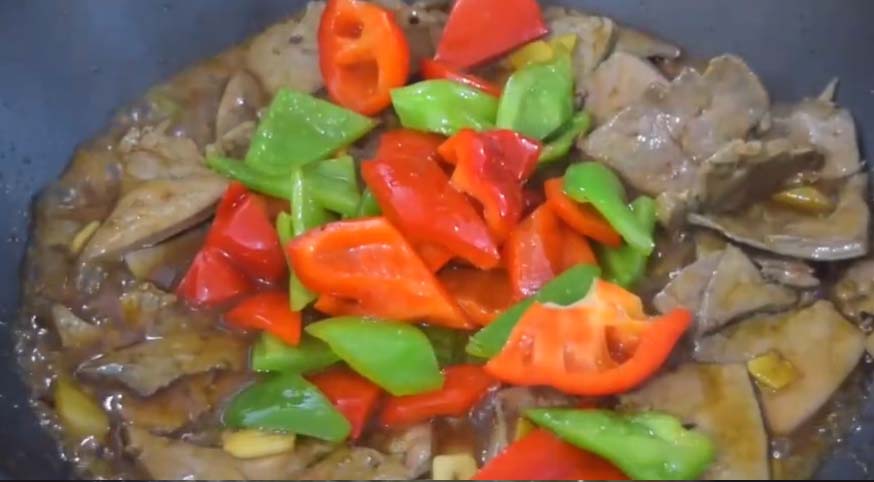 爆炒猪肝制作过程,上海名厨爆炒猪肝