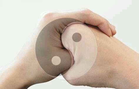 怎样盘腿打坐视频教程,打坐一定要盘腿吗不盘腿可以