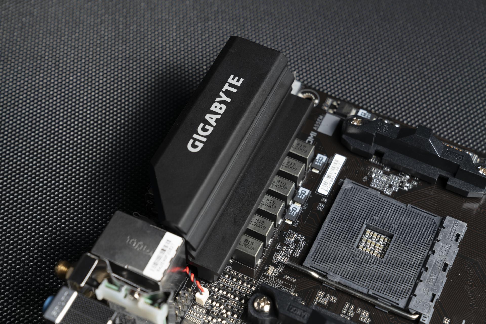 技嘉a520iac主板支持pcie4.0吗,技嘉a520maoruselite评测