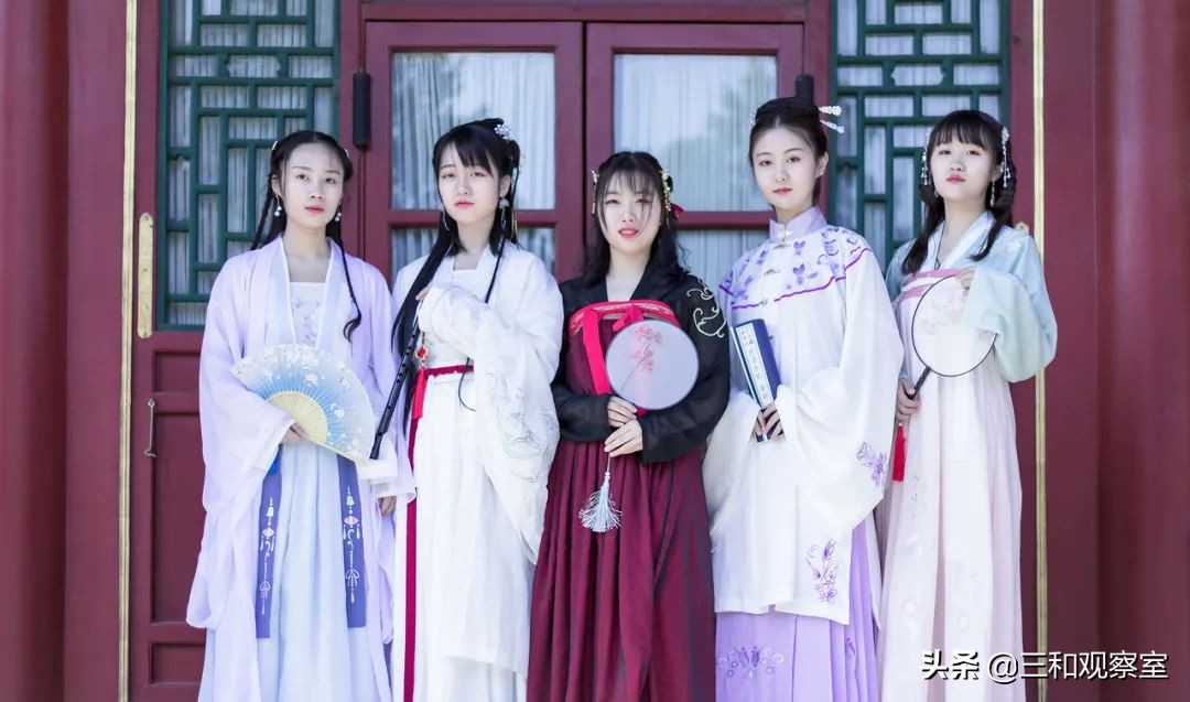 jk汉服lolita新穿搭,怎么区别正版和盗版的jk制服