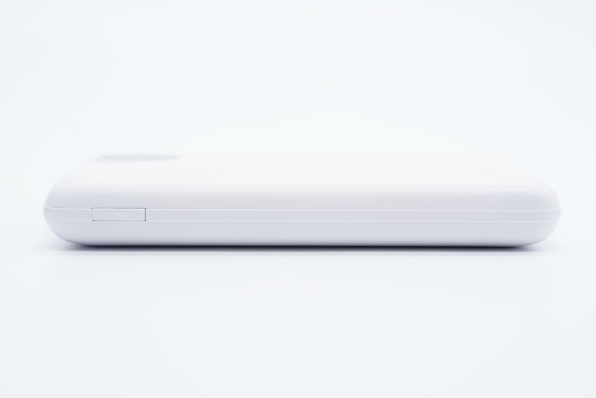 昂达充电宝三线合一快充,支持iphone20w快充充电宝