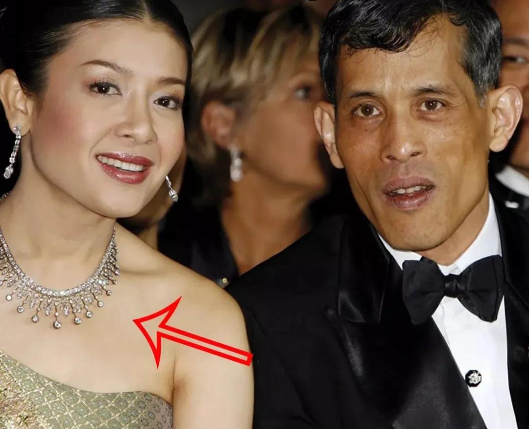 苏提达王后泰王玛哈,泰王玛哈送珠宝