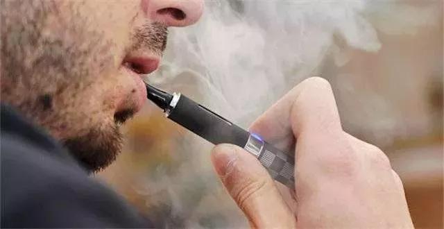 香港由乱转治，推进有利民生立法，全面禁售*子烟电**加热烟迫在眉睫