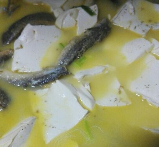 泥鳅煮汤土腥味怎么消除,做出来的泥鳅有土腥味怎么补救