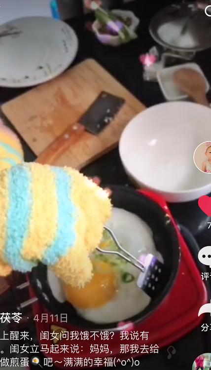 2月龄的宝宝抽筋是怎样的,2岁孩子要求抱抱正确方法