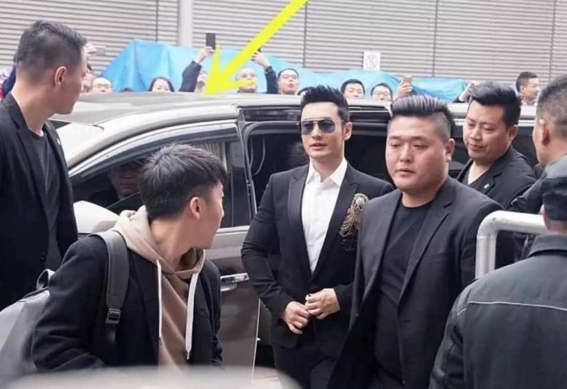 刘忠巍保镖长相,刘忠巍保镖