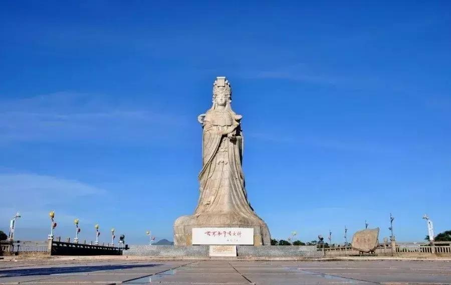 千万不要和谁做朋友,千万不要和人缘好的人做朋友