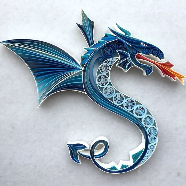 五颜六色的纸拼凑在一起,150万网友围观,这还真是优点水平的