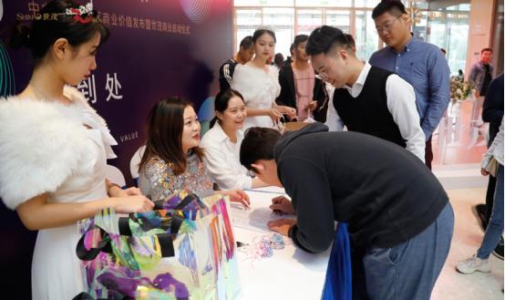 南京哪些地方被挤爆,南京挤爆了