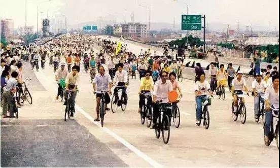 从凭票供应到人人共享，一辆自行车勾起*江阳**人多少记忆？