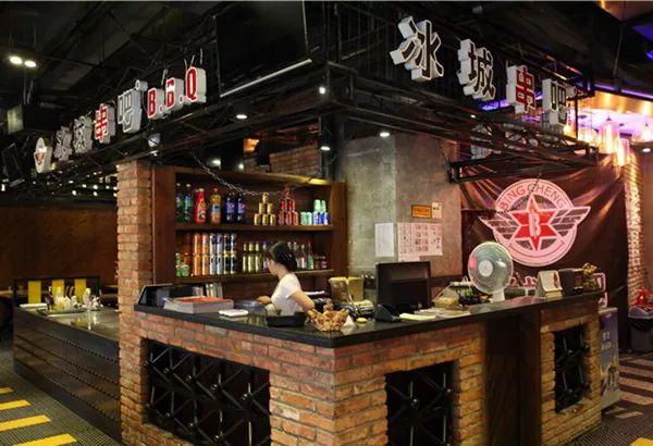 为什么有的餐饮店生意很爆火,动不动就开几千家店的东北餐饮人