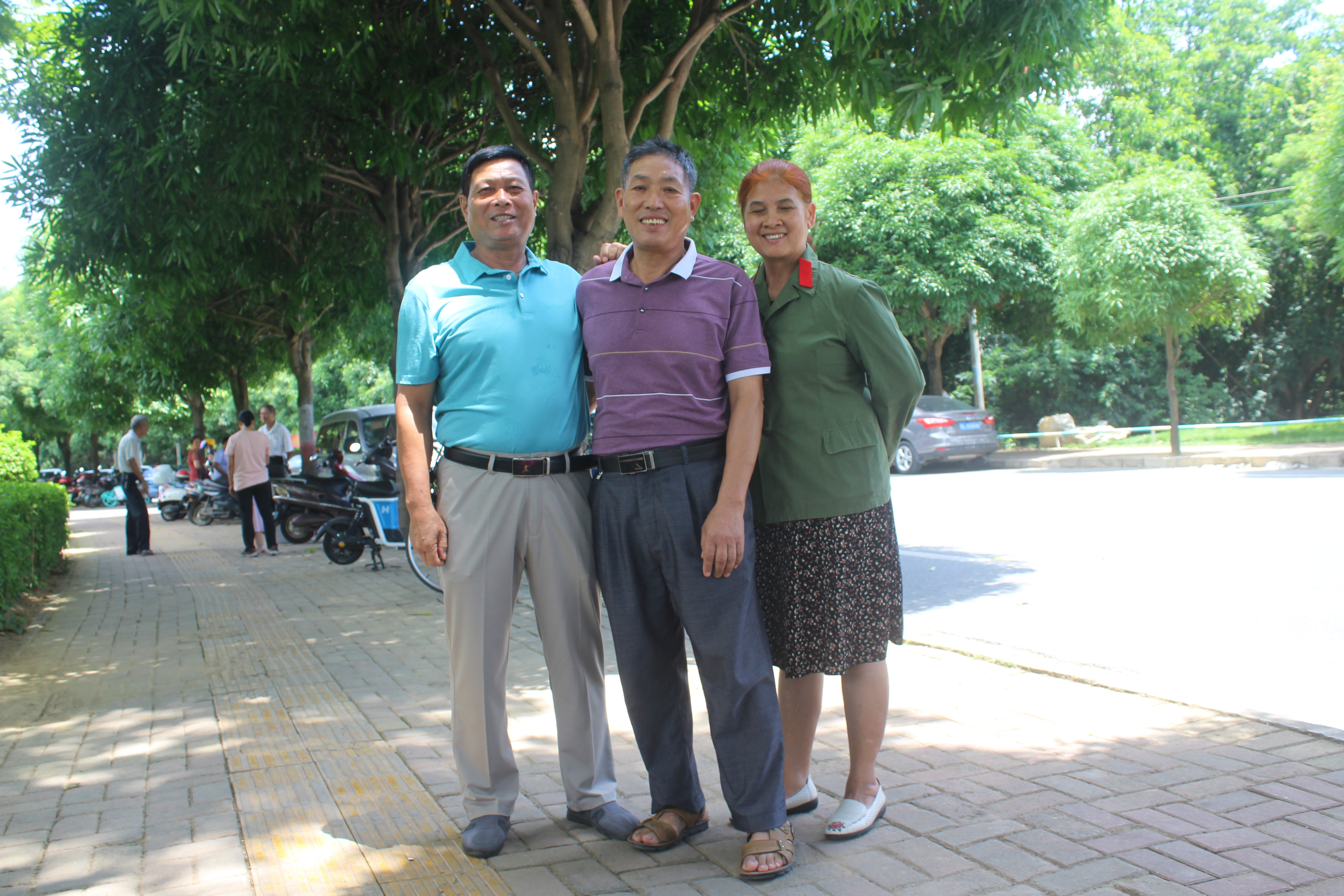 走进广空岁月永恒——地空导弹六团与四五八医院战友庆“八一”