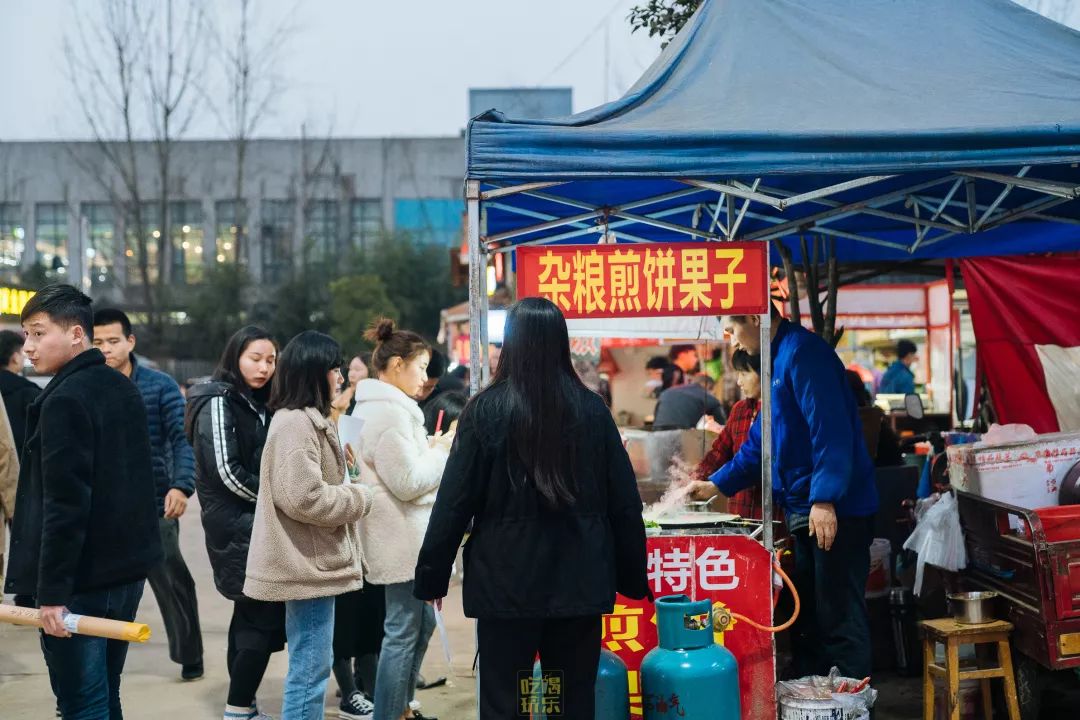 自从藏龙岛有了南延线，我就再没羡慕过别人家的学校！