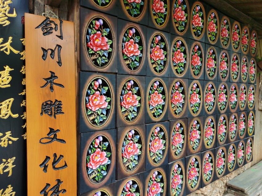 丽江千古情景位置,丽江千古情景区马帮广场