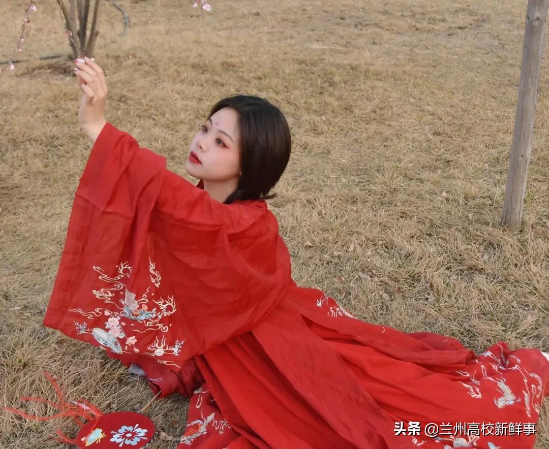 兰财校花,高校校花青春来袭你pick哪一款