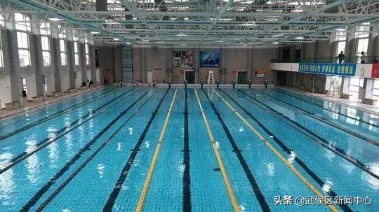 公共运动场地,成都室内大型运动场地