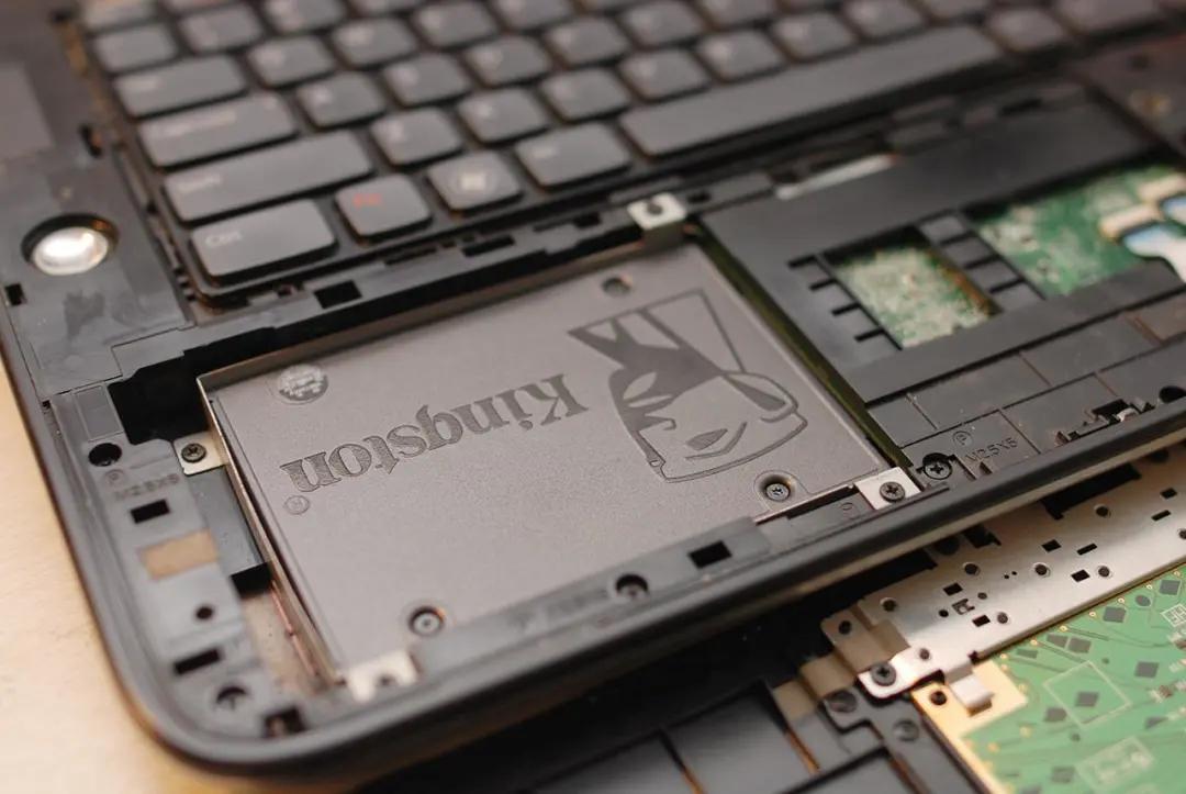 为什么还在有人用机械硬盘,为什么现在都用机械硬盘