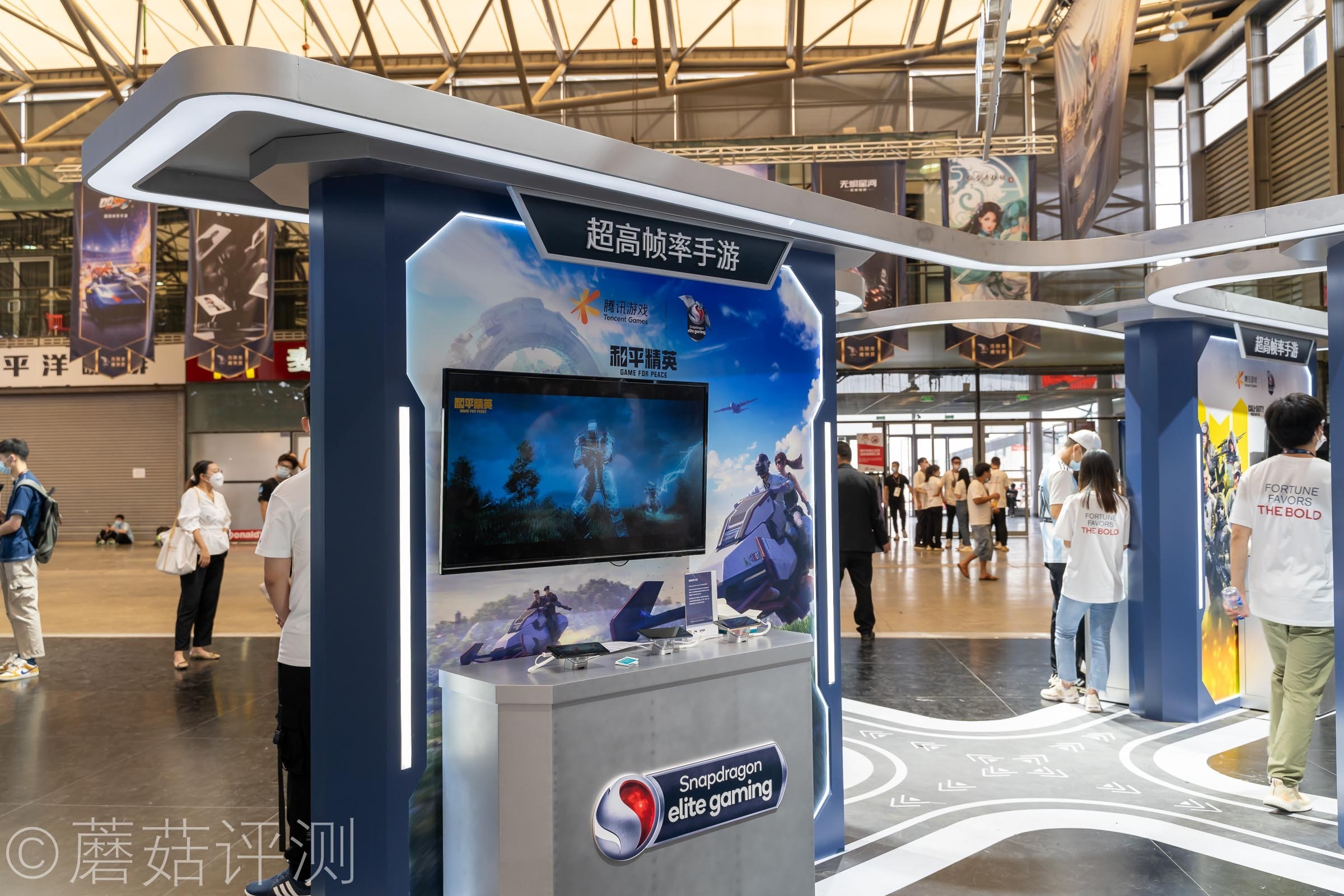 又有啥好玩的？蘑菇带你逛ChinaJoy2021，硬件、车和漂亮的小姐姐