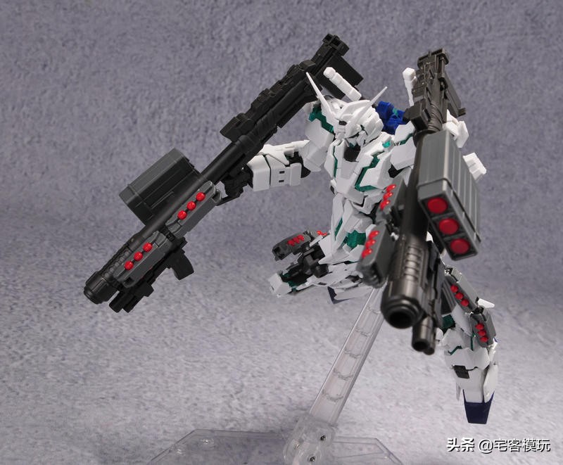 万代rg25独角兽值得买吗,万代rg全武装独角兽评测