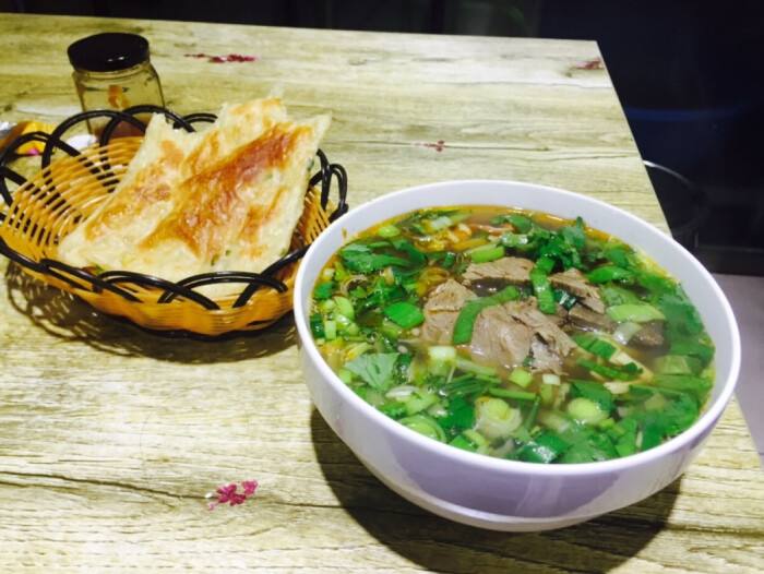 牛肉汤在哪开店生意好,今年牛肉汤生意怎么样