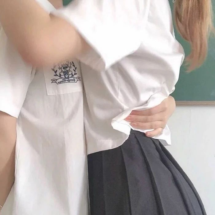 闺蜜头像真人不露脸两人一人一半,闺蜜头像霸气冷酷2人