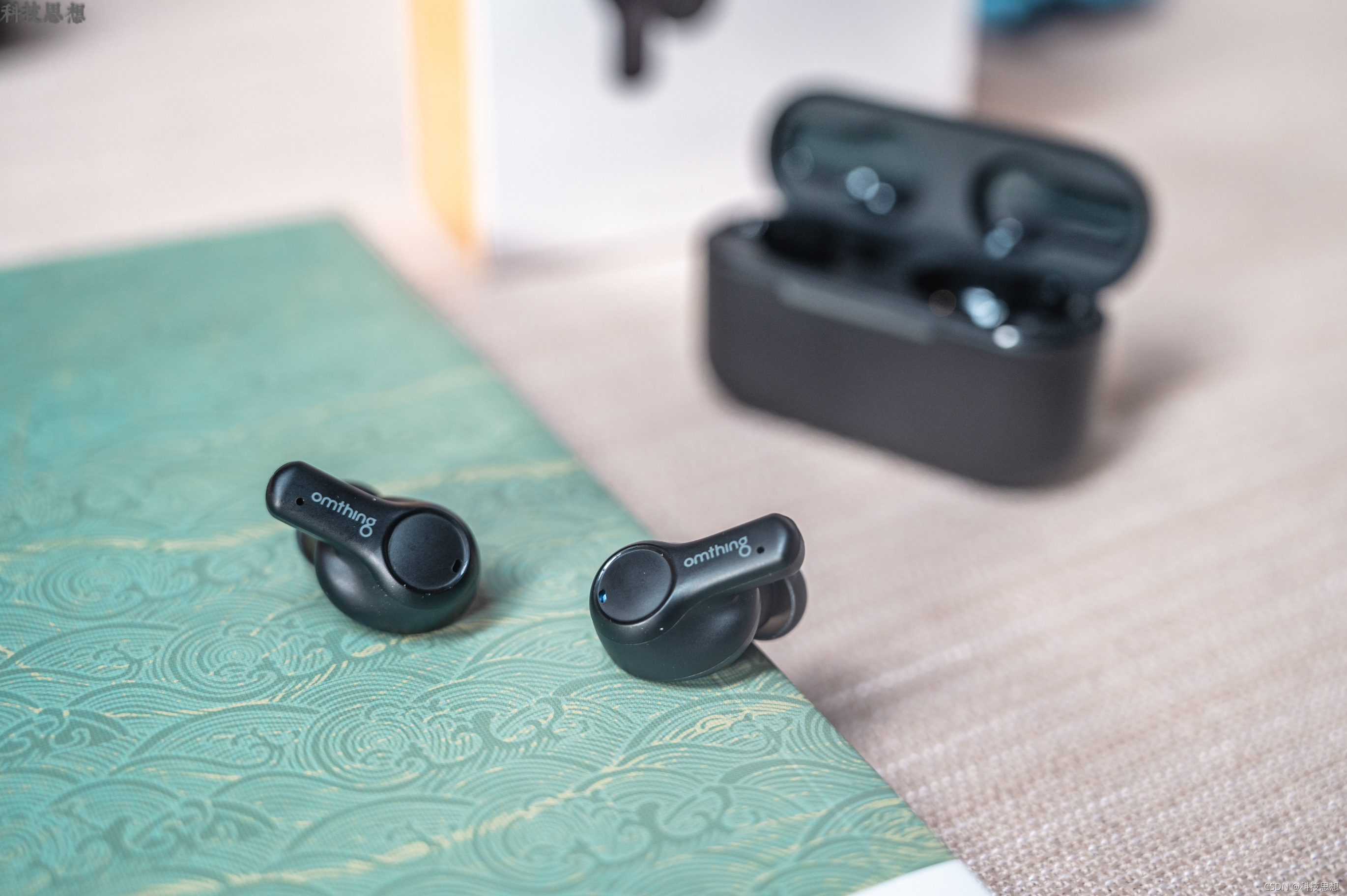 蓝牙耳机简约高颜值air,设计有趣的好耳机