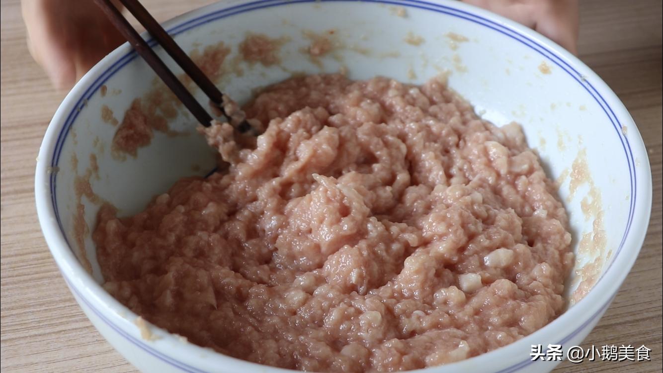 在家做生煎包的做法,教你在家做生煎包