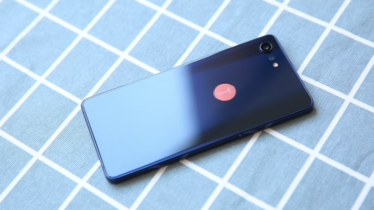 坚果回应手机业务暂停,坚果手机会取消业务吗