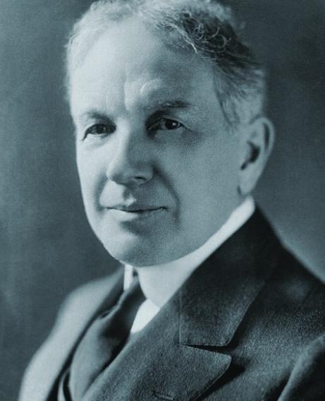 雪佛兰的车标有点像卫生巾,雪佛兰车标比卫生巾早诞生多久